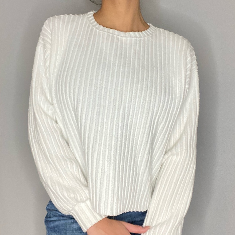 ZARA White Ribbed Sweater - Picture 2 of 4